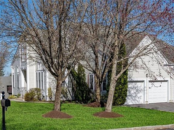 4th image of 59 High Point Cir