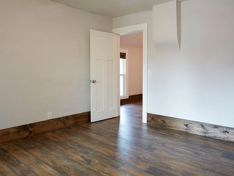 1412 Monroe St NE — Photo 3