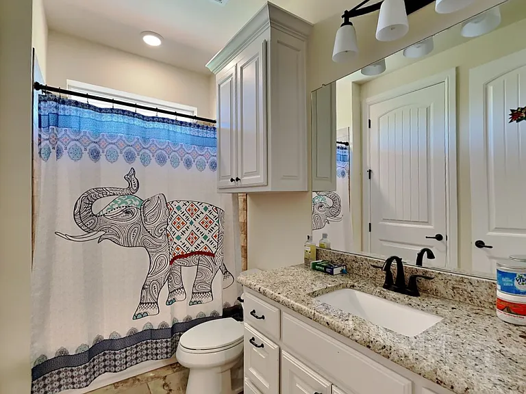 7916 Bella Flora Dr — Photo 13