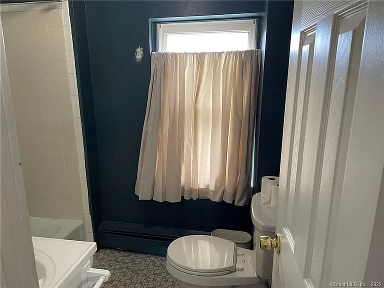 191 Saint John St #2B — Photo 13
