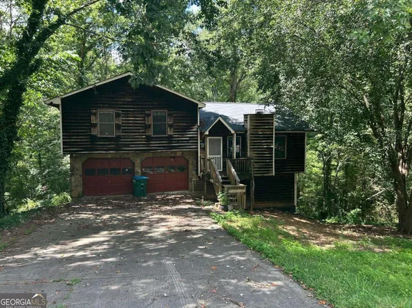 847 Chartley Dr SW, Lilburn, GA 30047