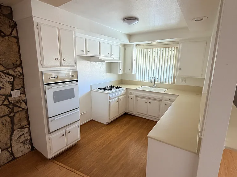 14327 Dickens St — Photo 11