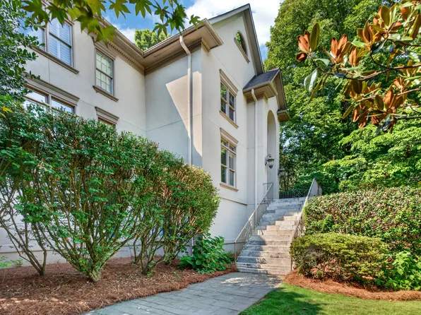 4811 Old Course Dr, Charlotte, NC 28277