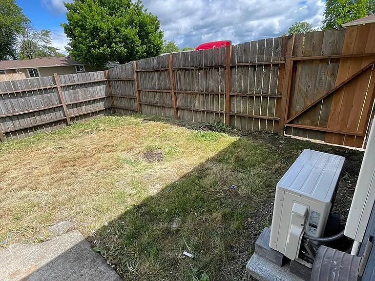 Albany Meadows Apartments — Photo 103