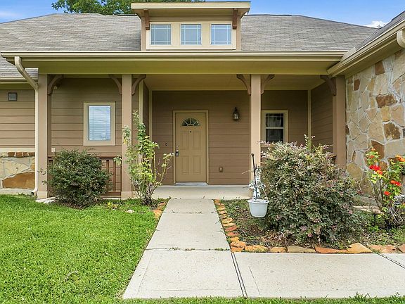 4th image of 13303 Hidden Manor Ct