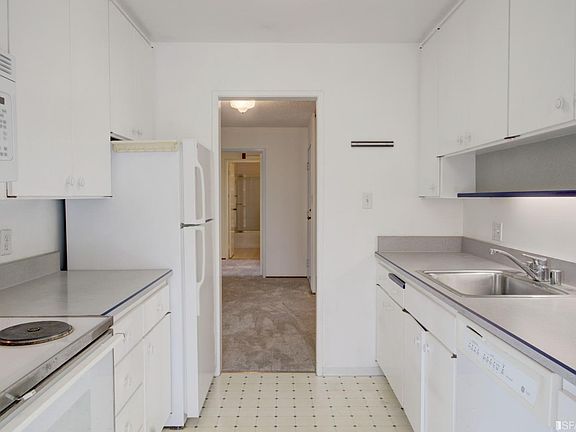 4th image of 803 N Humboldt St APT 410