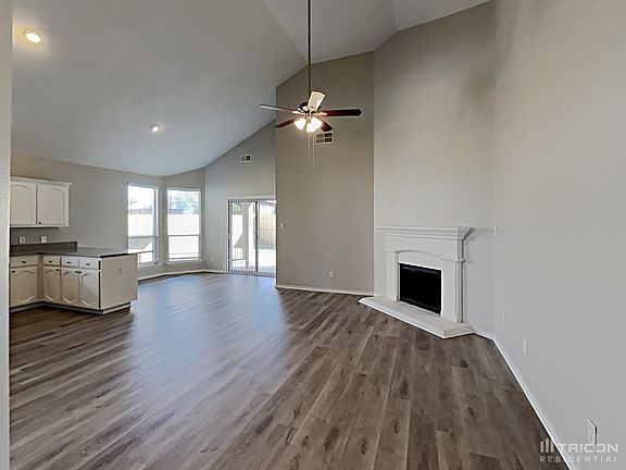 3rd image of 10628 Ashmore Dr