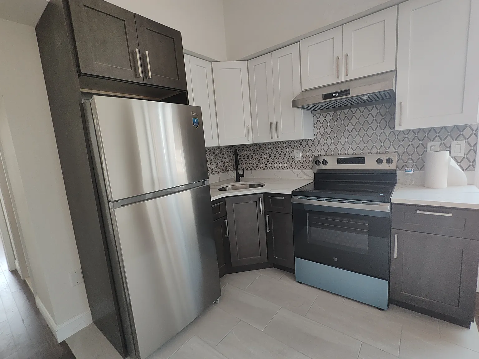 2 bed, $1,550 — Photo 4