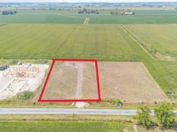 7629 Kraenzlein Rd, Saginaw, MI 48604