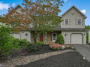 6 Michigan Dr, Sinking Spring, PA 19608