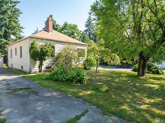 4th image of 9605 32nd Ave NE