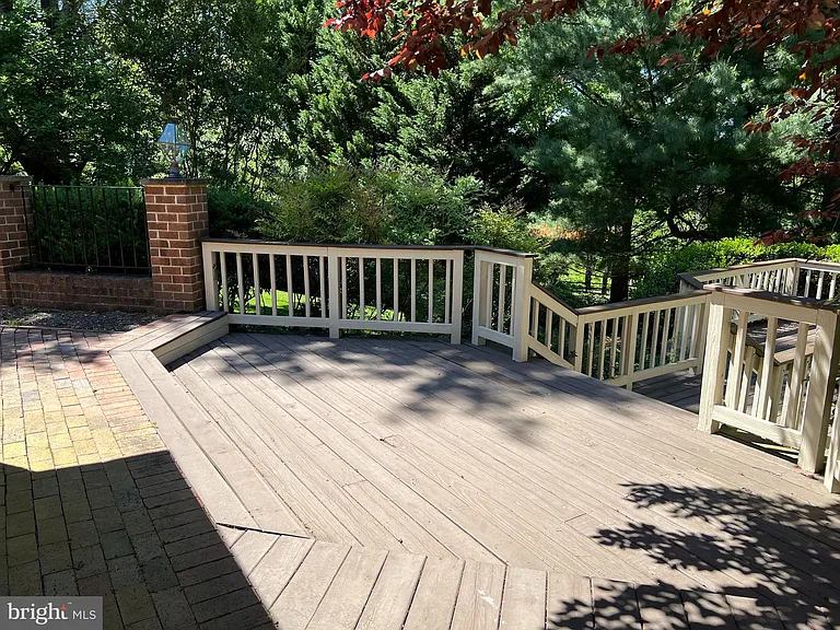 10220 Cedar Pond Dr — Photo 65