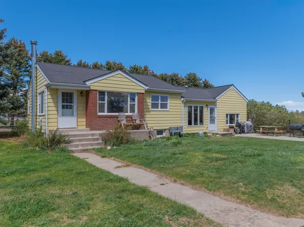 1083 Road 22, Powell, WY 82435