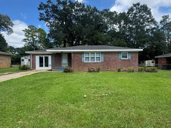 1117 Alpine Ln, Dothan, AL 36301