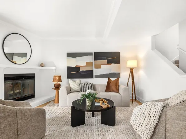 2743 Hampton Ln, Santa Cruz, CA 95065