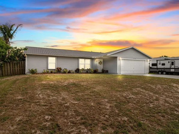 1098 SW Janette Avenue, Port St Lucie, FL 34953
