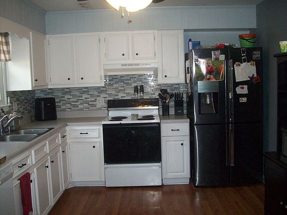5th image of 8211 Wood Haven Rd