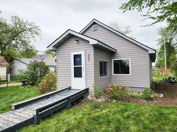 200 Jessie St, Marble, MN 55764