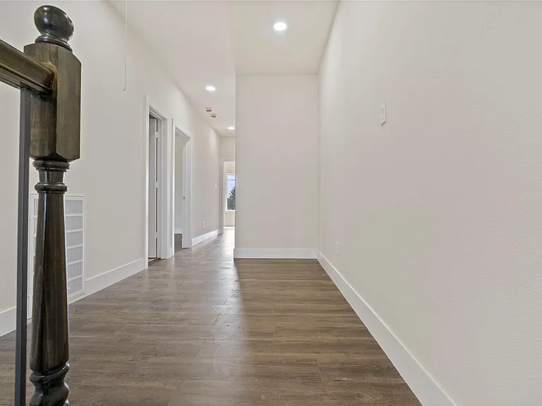 8027 Virgil St — Photo 21