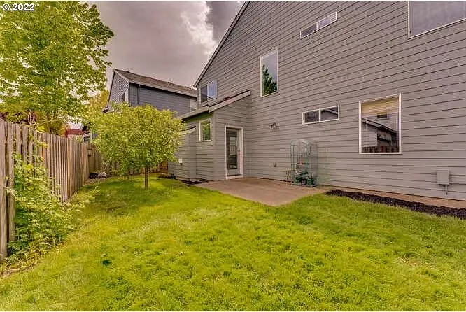352 SE 70th Ave — Photo 15