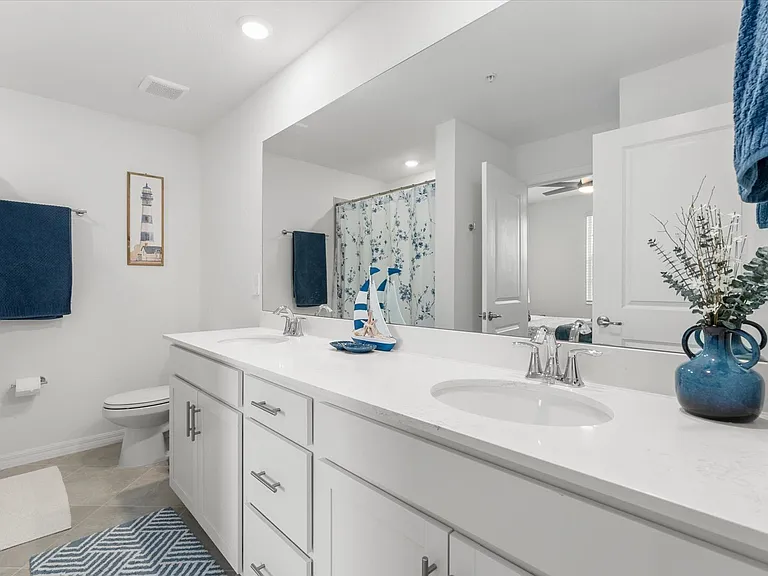 17570 Opal Sand Dr #201 — Photo 29