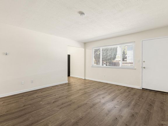 5th image of 695 W Valley Dr #101