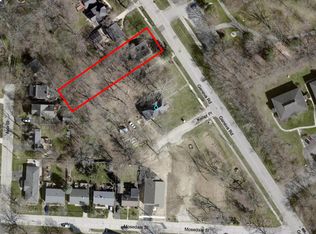 1 Geneva Rd, Saint Charles, IL 60174