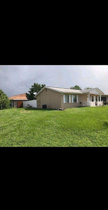 1st image of 613 Royal Palm Dr