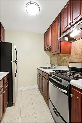 Rented by Douglas Elliman | media 3