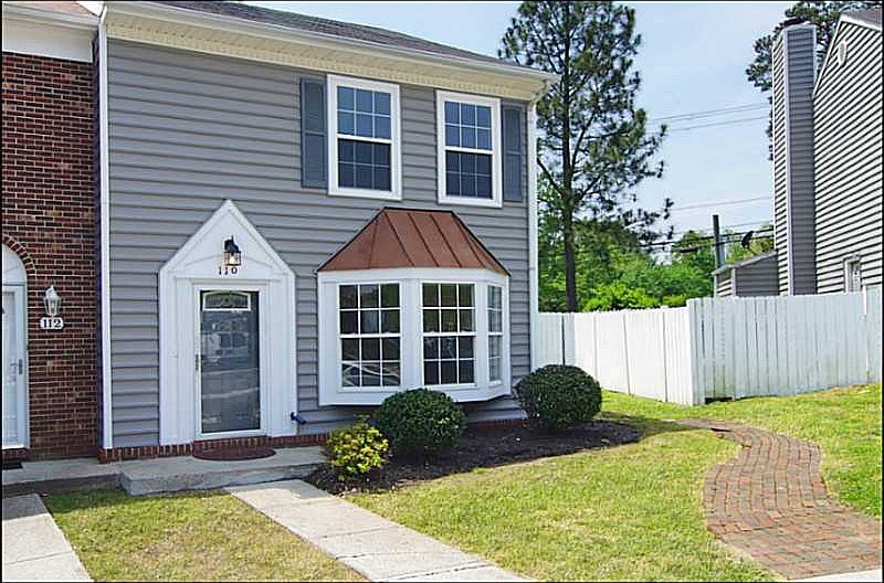 1st image of 110 Whitewater Dr
