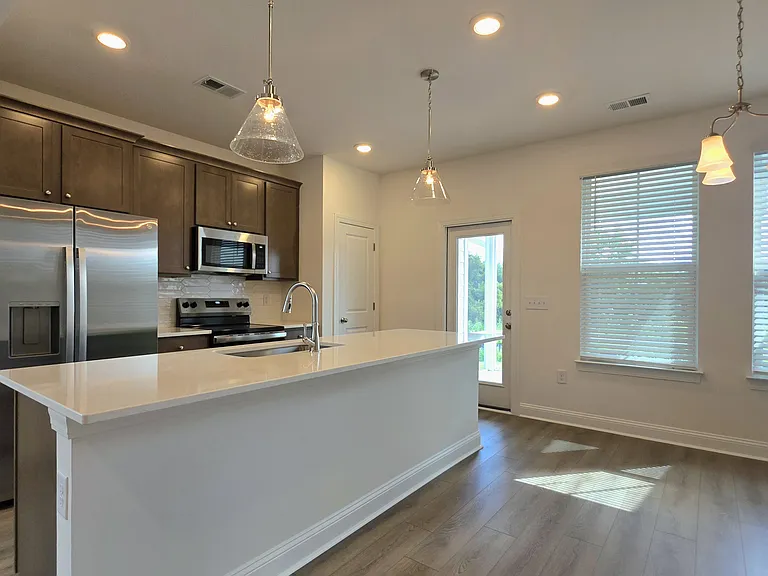 670 Bolder Way — Photo 7