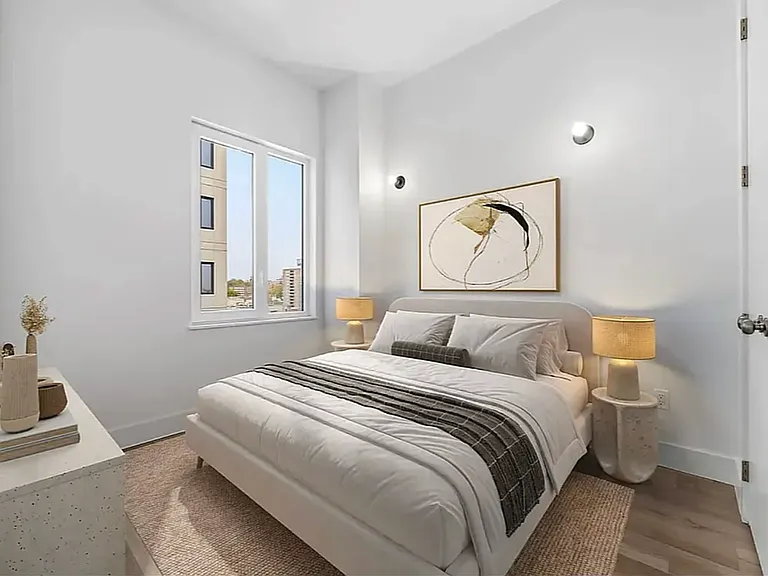 89-25 162nd St #505 — Photo 3