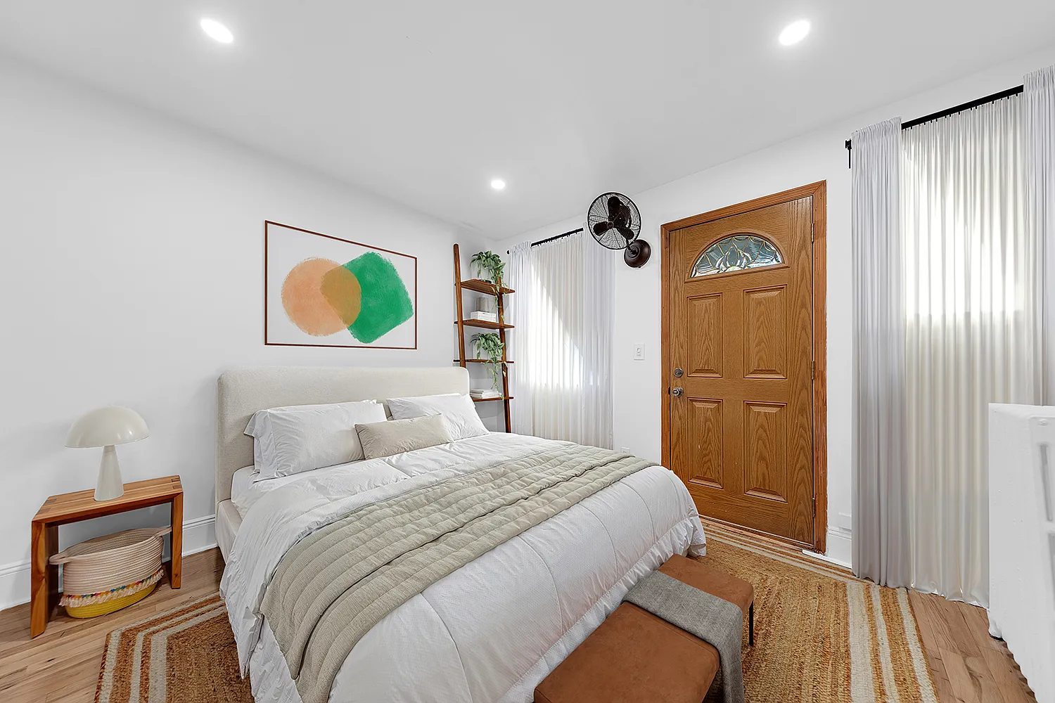 131 South Oxford Street — Photo 2