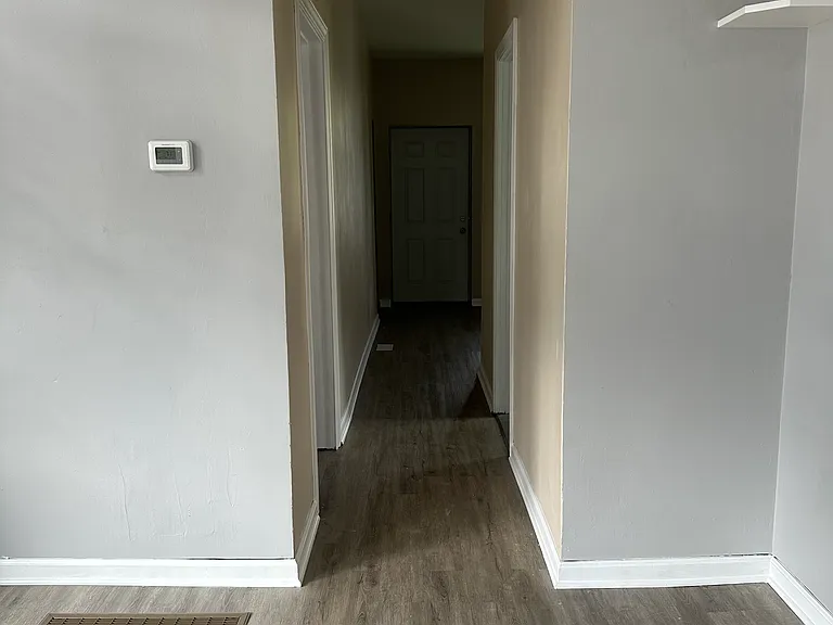 1556 S Spaulding Ave #1 — Photo 5