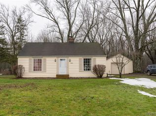 7533 Ellicott Rd, West Falls, NY 14170