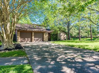 16027 Cavendish Dr, Houston, TX 77059