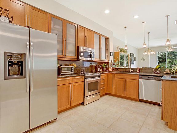 3rd image of 1074 Pinewood Lake Ct