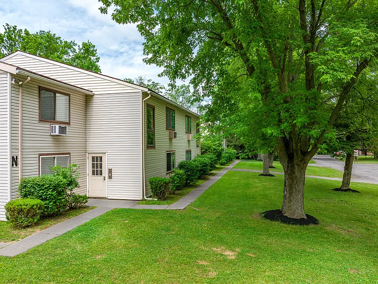 Hartford Mills Apartments — Photo 30