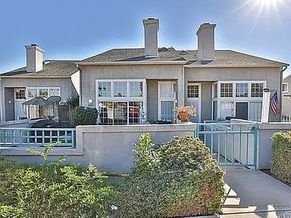 2687 Valencia Cyn, Spring Valley, CA 91977