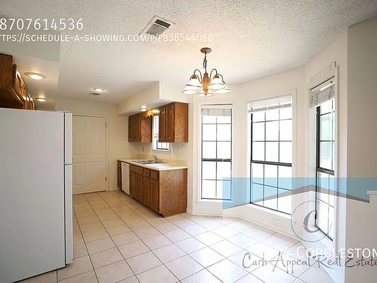 4004 Cobblestone — Photo 5