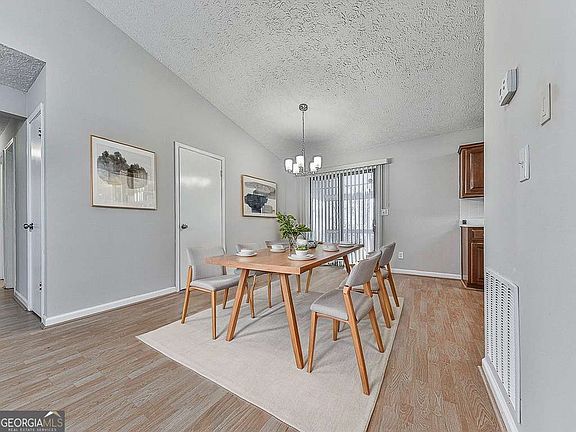 5th image of 5506 Vaughn Rd