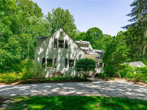 481 Chagrin River Rd, Gates Mills, OH 44040