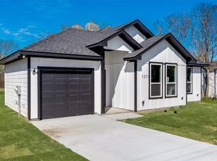 1211 Rose Garden Ave, Dallas, TX 75217
