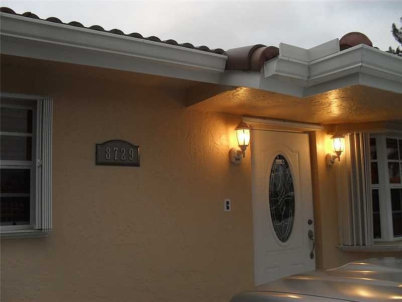 1st image of 8729 NW 116th Ter
