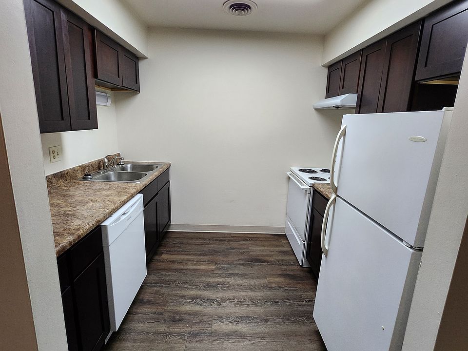 SVApts-2 Bed Kitchen_07122024