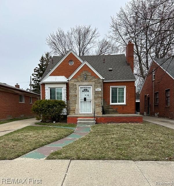 1st image of 15211 Eastburn St