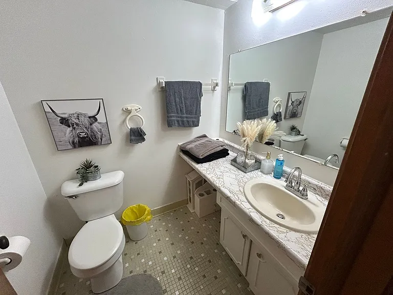 2320 Woodrow Ct — Photo 36