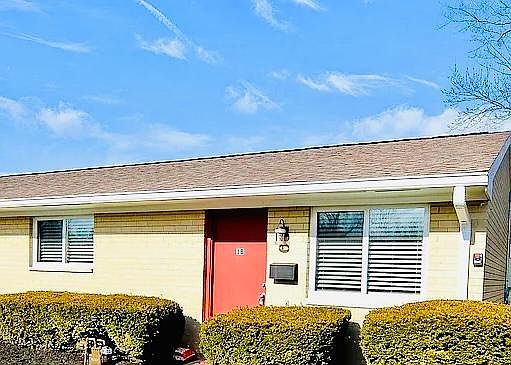 5th image of 2400 Windage Dr APT 2F