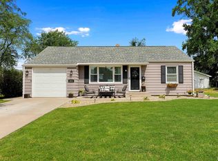 1013 E Wilson Ave, Peoria, IL
