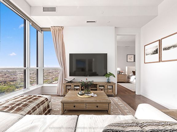 5th image of 9 Mabelle Ave #Penthouse 22